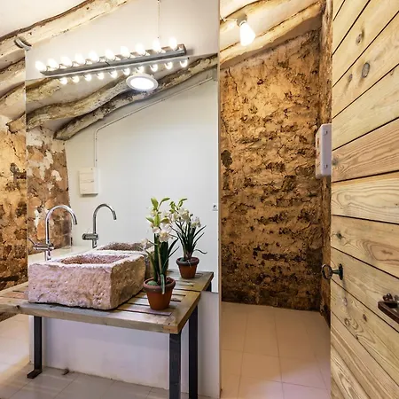 Cozy Fraga Country Escape, Cleaning Included 펜션